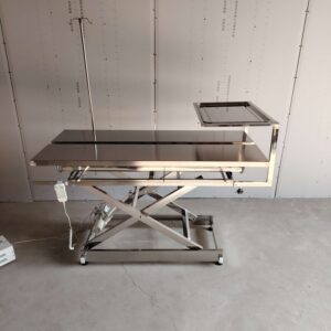 Veterinarska miza iz nerjavečega jekla KM-03